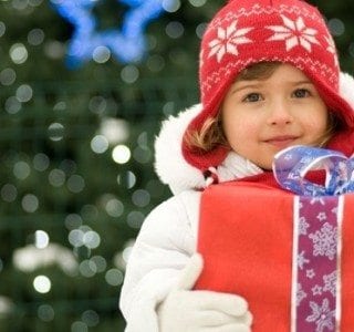 little-girl-holiday-lg